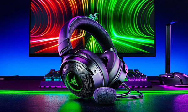 razer kraken v3 hypersense gaming headphones
