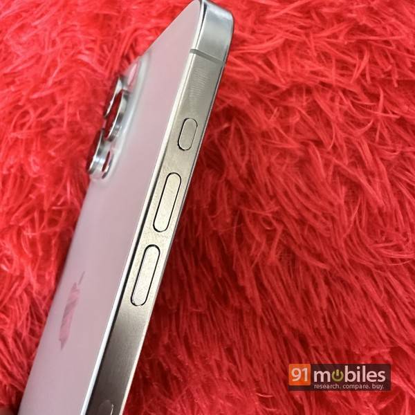 スマートフォン本体 IPhone 15 pro max 1024gb battery 84% Apple iPhone 15 Pro Max - Full Specifications & Price in India