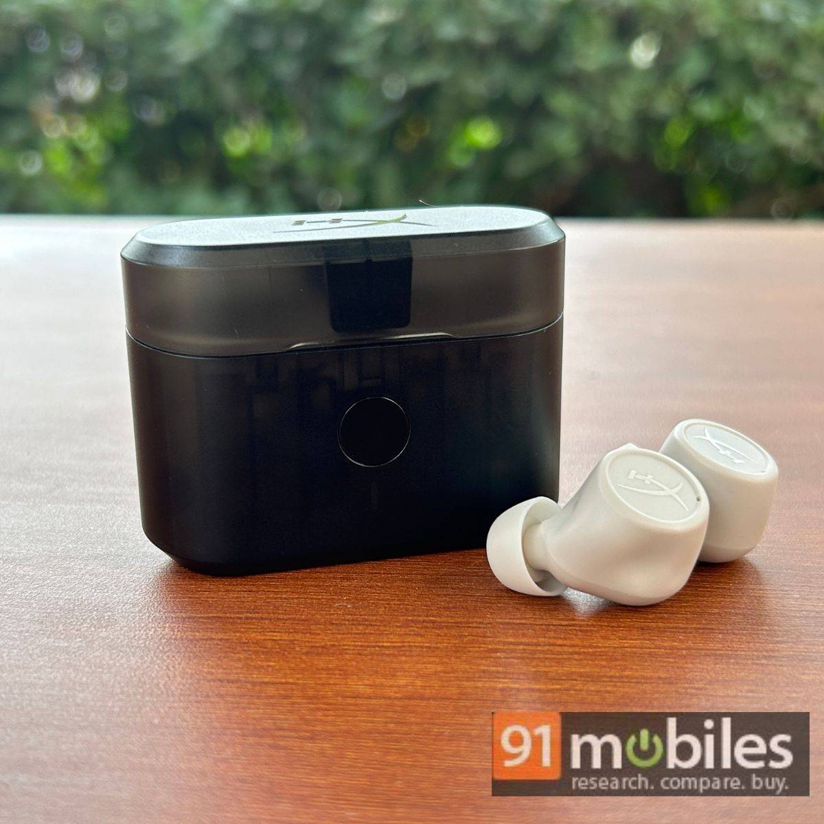 hyper_x_tws_earbuds