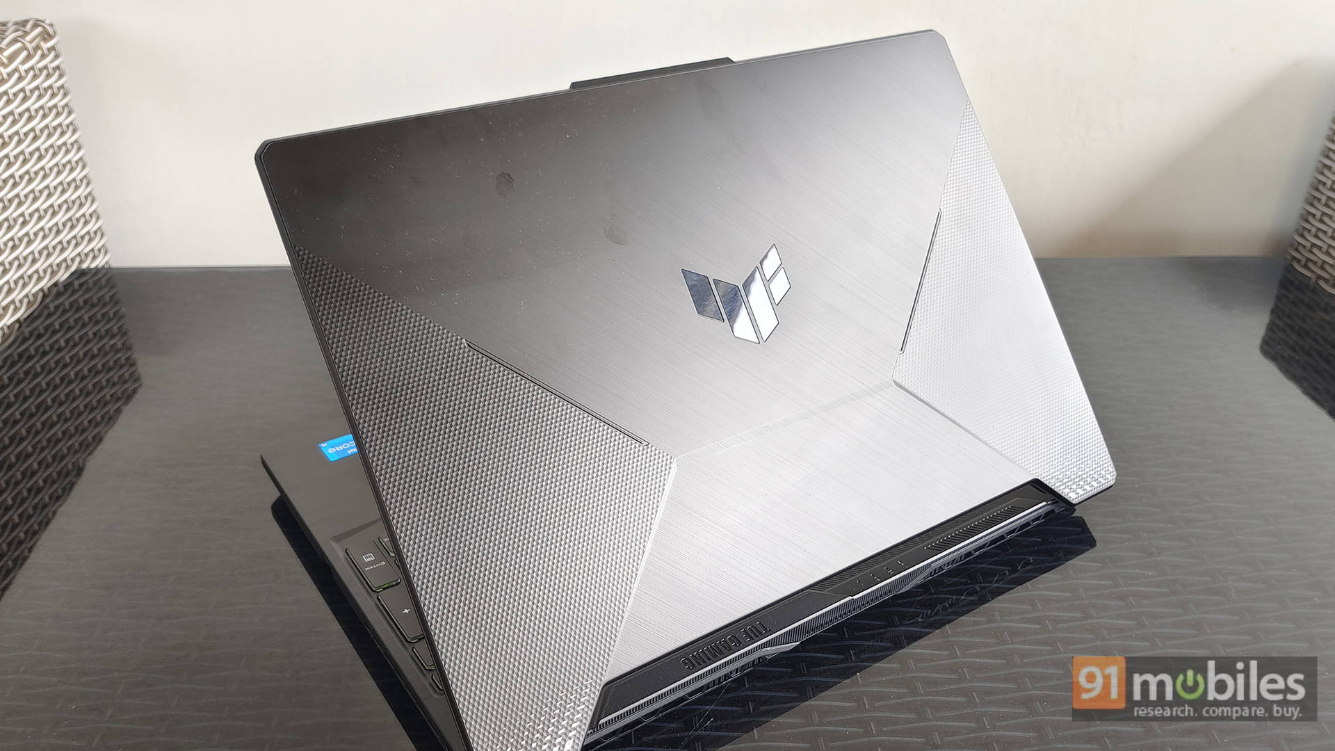 Design - ASUS TUF Gaming F15 FX506HF Review