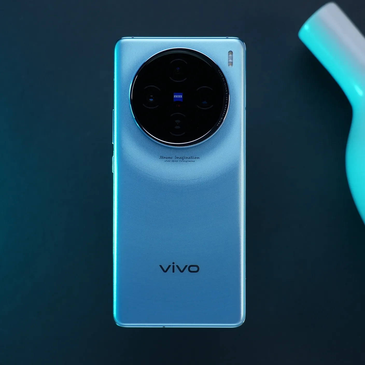 Vivo X100