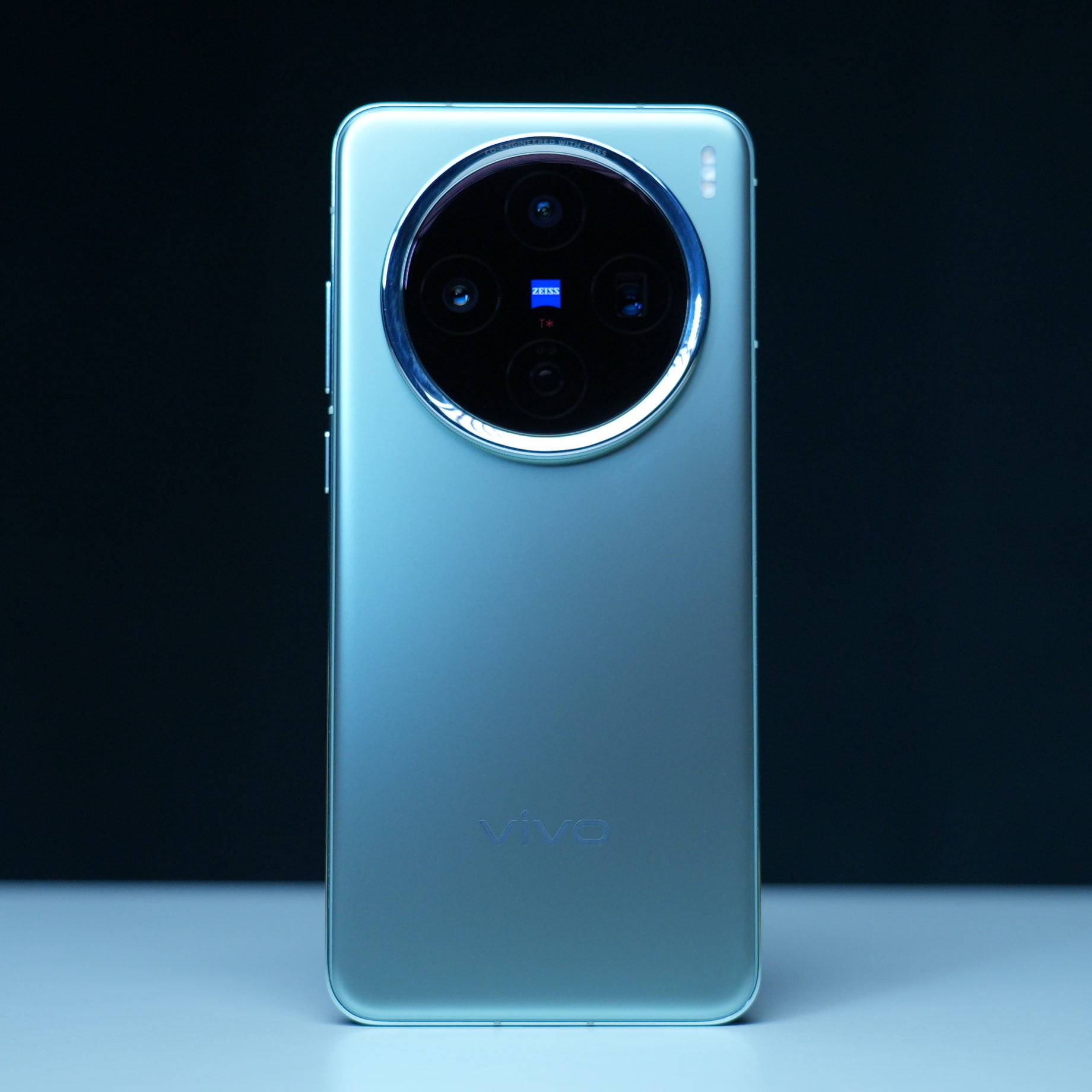 Vivo X200