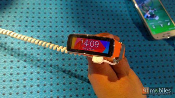 Samsung Gear Fit 15 Samsung Gear Fit 15