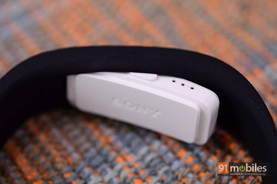 Sony-SmartBand-17