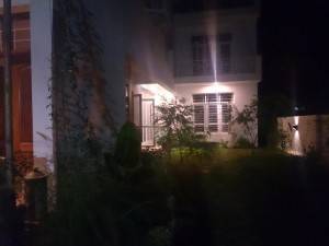 Sony-Xperia-Z3-Compact_camera-review_night-shot.jpg?tr=q-70