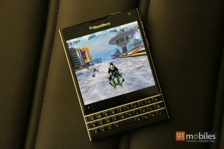 BlackBerry-Passport-57_thumb.jpg