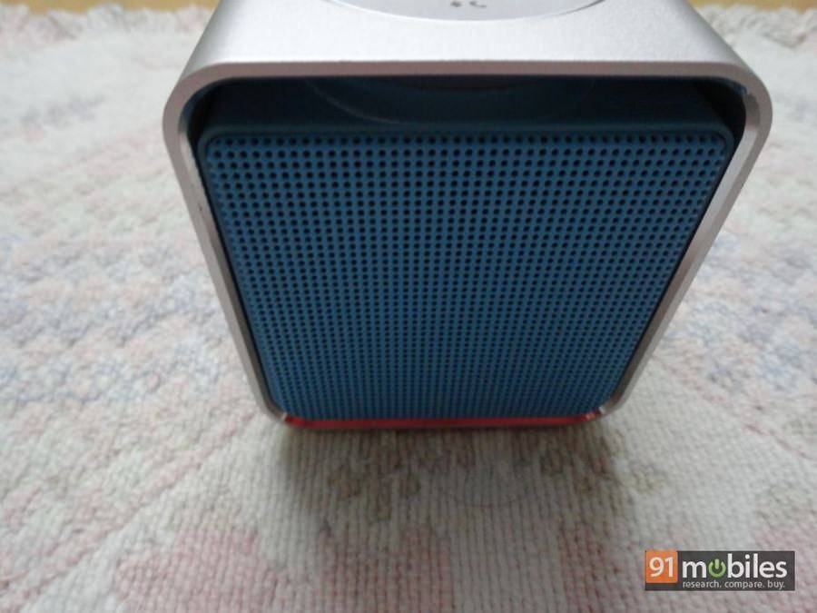 Rapoo A300 portable Bluetooth speaker review 07