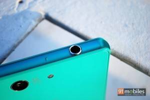 Sony Xperia Z3 Compact_headphone jack