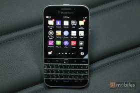 BlackBerry Classic review: looks towards the future with one foot planted firmly in the past