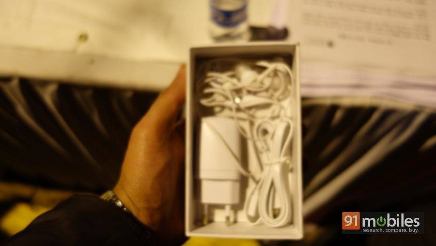 Freedom 251 unboxing and first impressions 04 Freedom 251 unboxing and first impressions 04