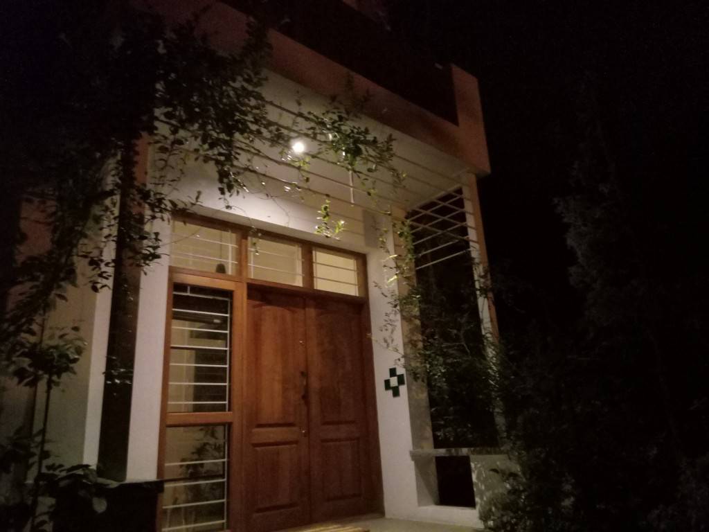 Yu-Yunicorn_image-sample_night-shot.jpg?tr=q-70