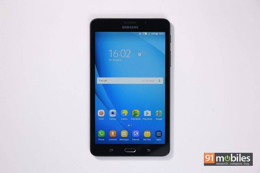 Samsung-Galaxy-J-Max-review-01.jpg?tr=q-70