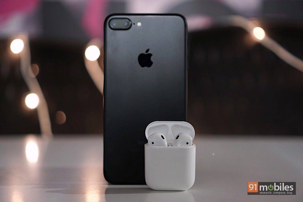 apple_airpods_1