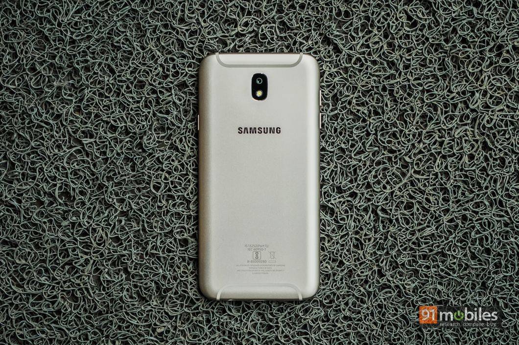 Samsung Galaxy J7 Pro review19