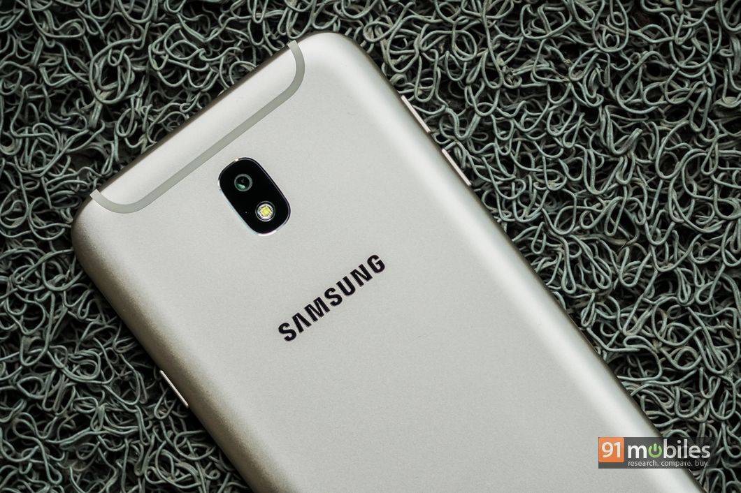Samsung Galaxy J7 Pro review21