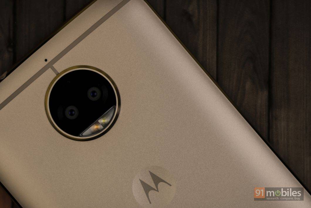 Moto G5s Plus review 007