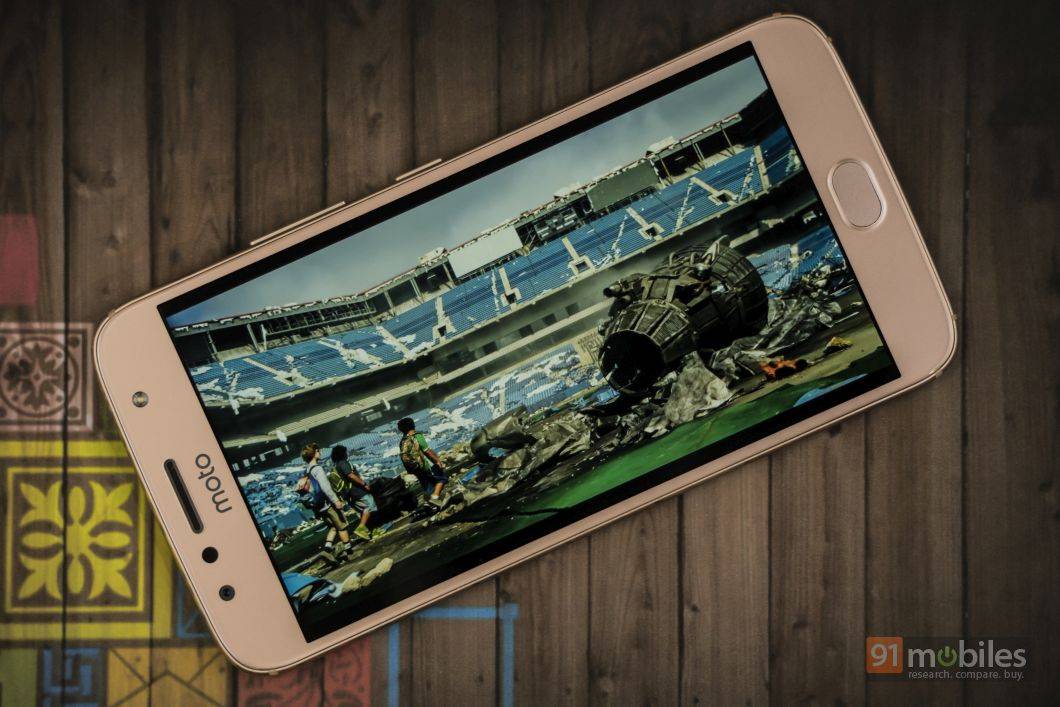 Moto G5s Plus review 022