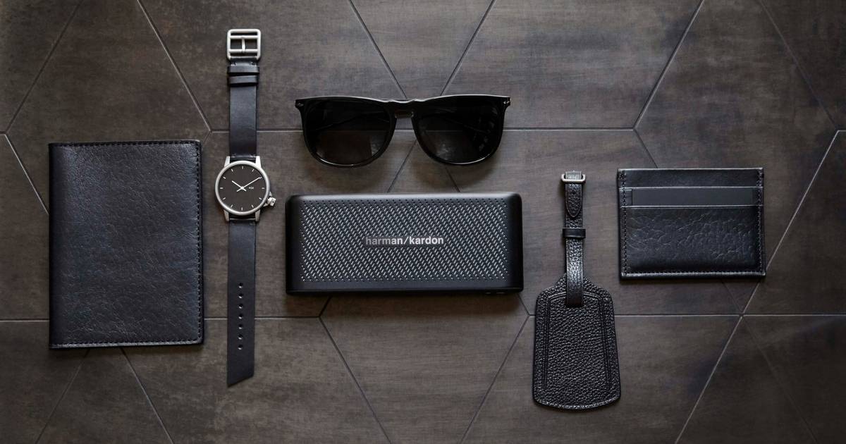 harman kardon traveler vs jbl flip 4