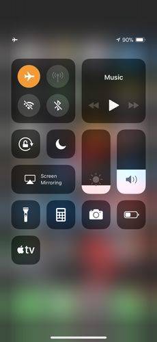 Apple-iPhone-X-screen-6