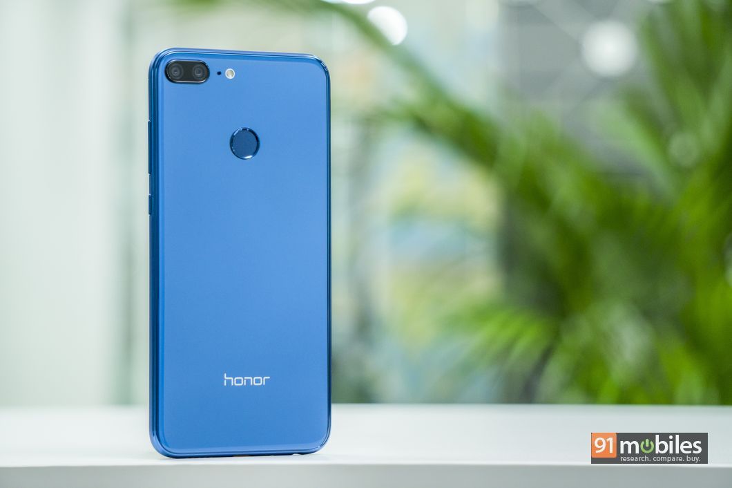 Honor 9 lite не включается висит на заставке