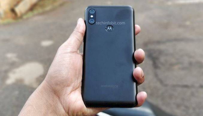Moto One Power back live image