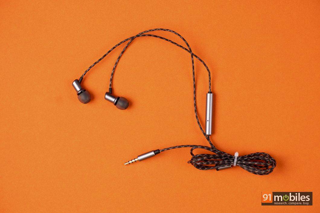 Noble EDC Velvet review01