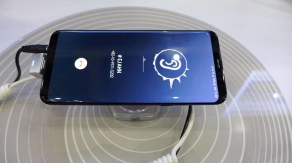 Samsung Sound Emitting Display