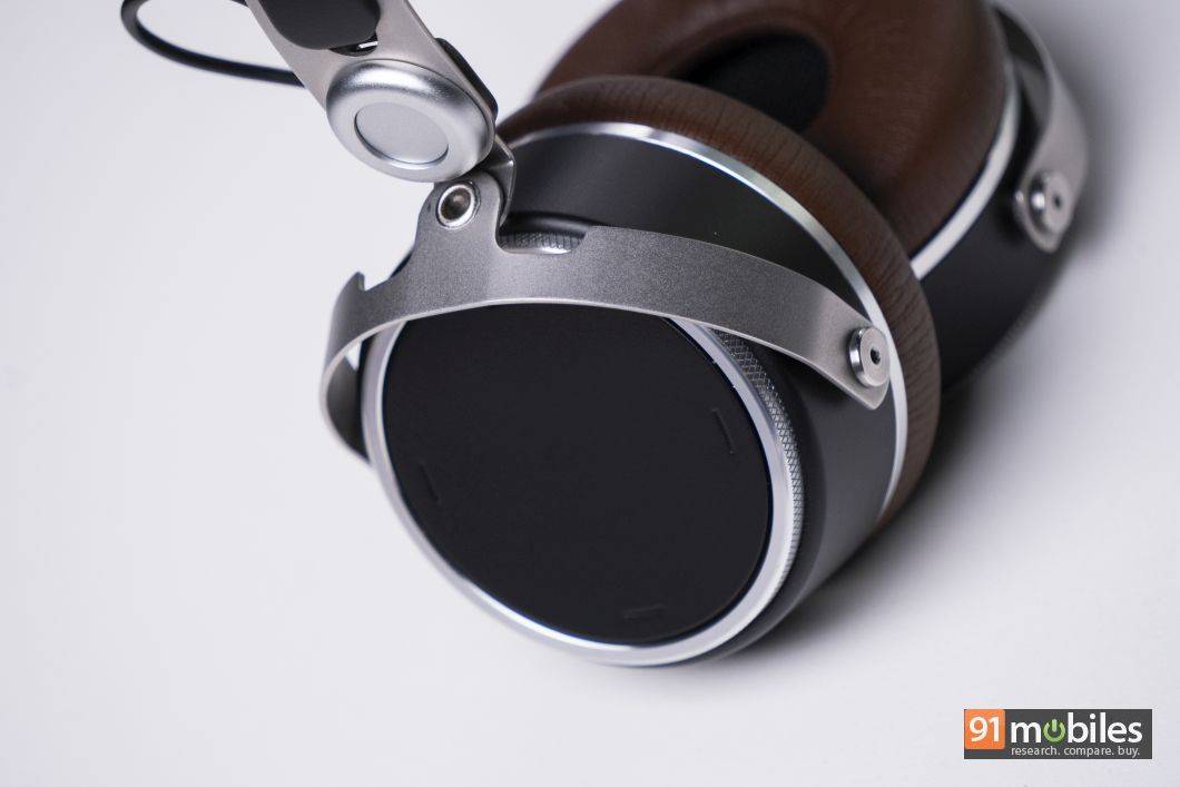 Beyerdynamic Aventho Wireless review11