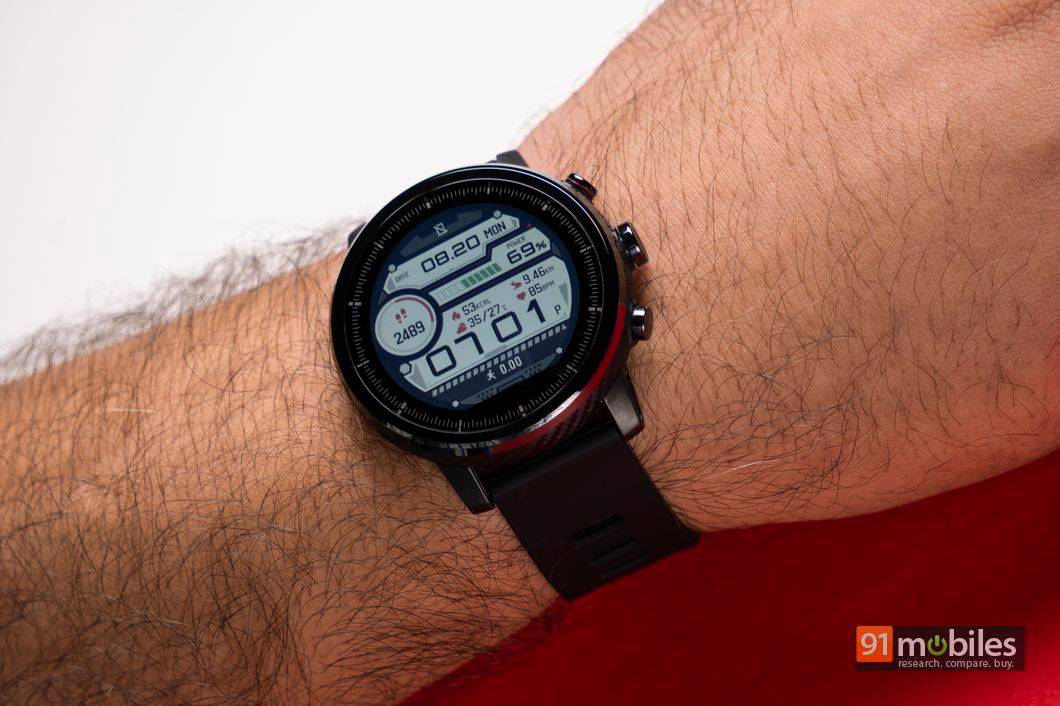 amazfit stratos on wrist
