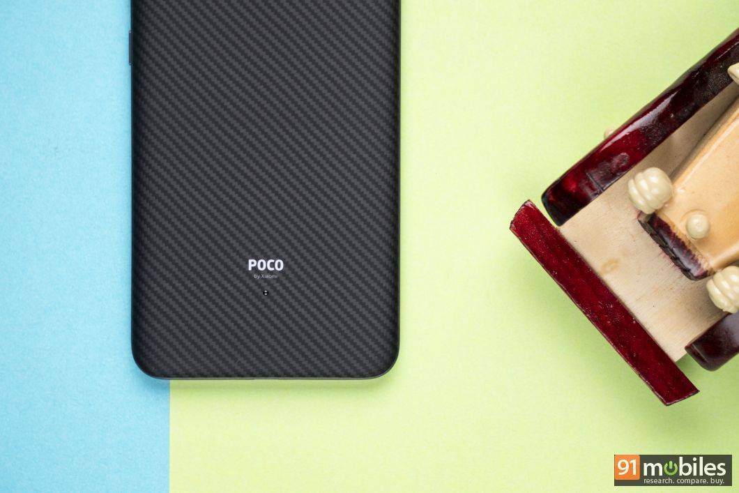 POCO F1 by Xiaomi review 06
