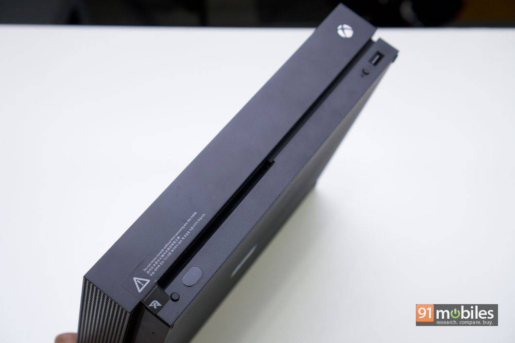 xbox_one_x6