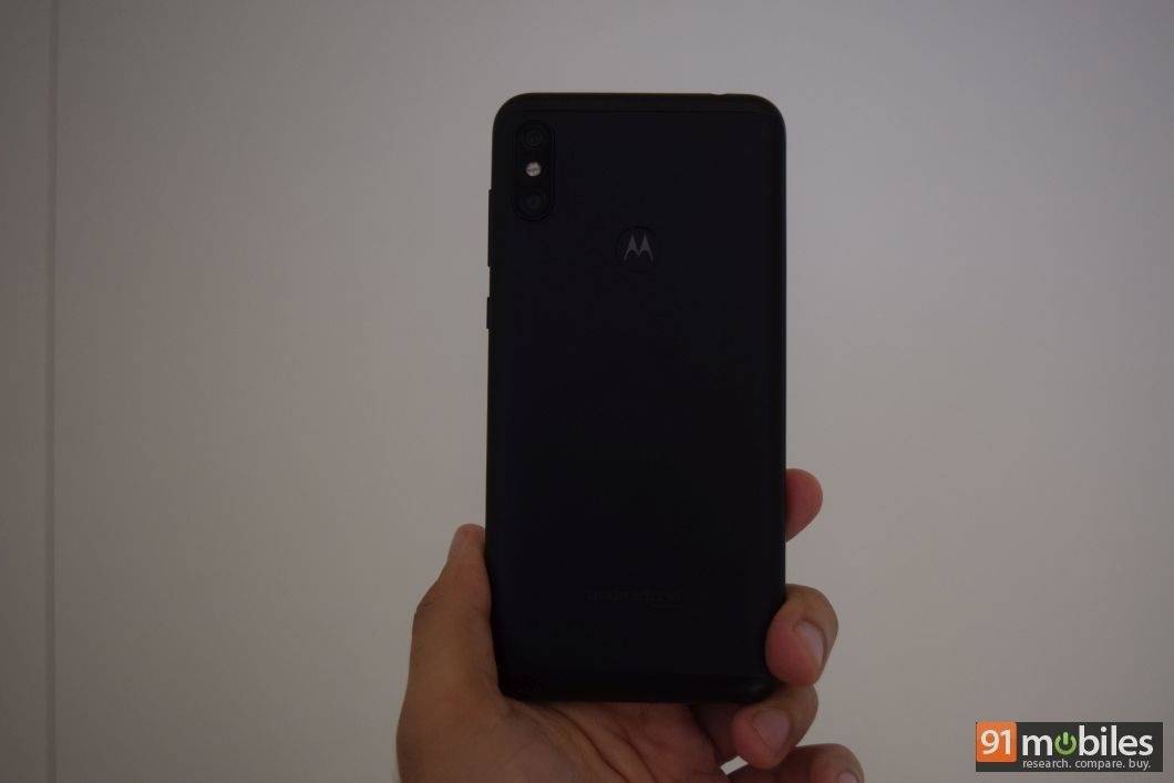 Motorola-One-Power-first-impressions-91mobiles-06_thumb.jpg?tr=q-70