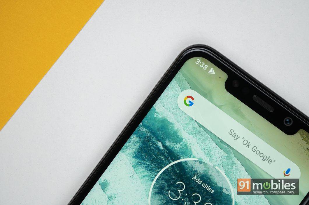 motorola_one_power_review_design3