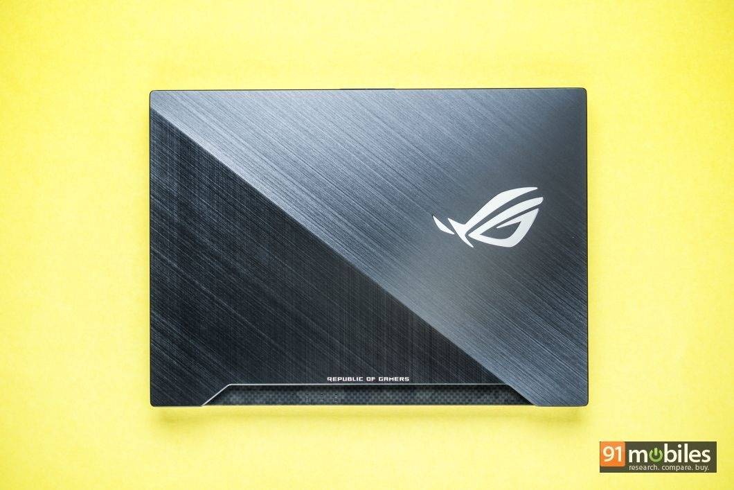 ASUS ROG Strix SCAR II GL504 - 91mobiles 01