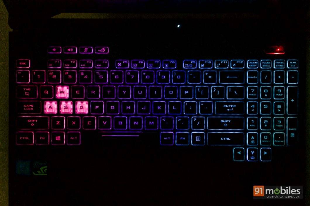 ASUS ROG Strix SCAR II GL504 - 91mobiles 11