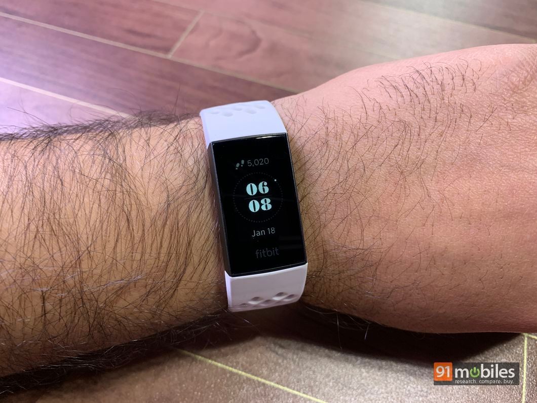 fitbit charge 3 24 hour clock