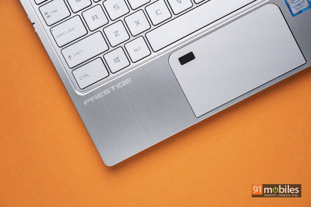 MSI Prestige PS42 review007