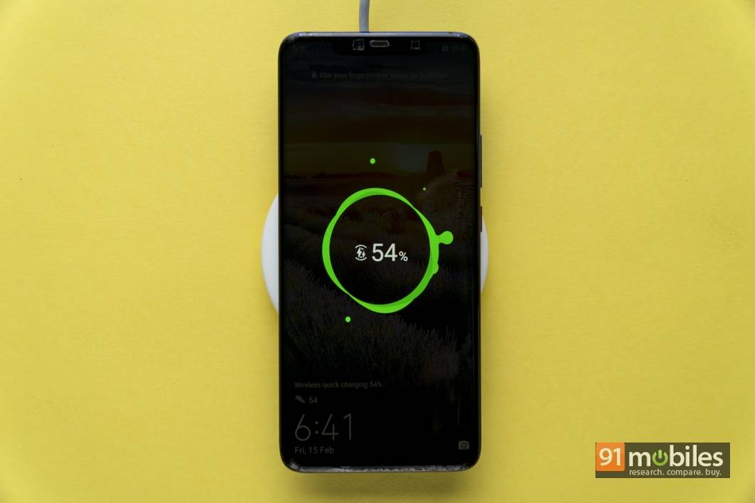 Huawei Wireless Charger Review 91mobiles 02