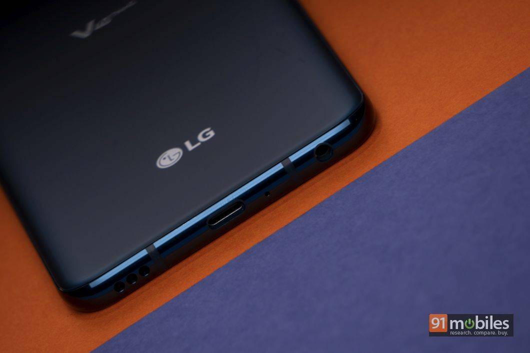 LG V40 ThinQ review019