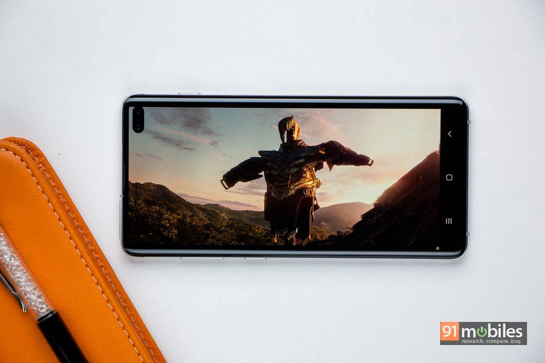 Samsung-Galaxy-S10-Plus-07