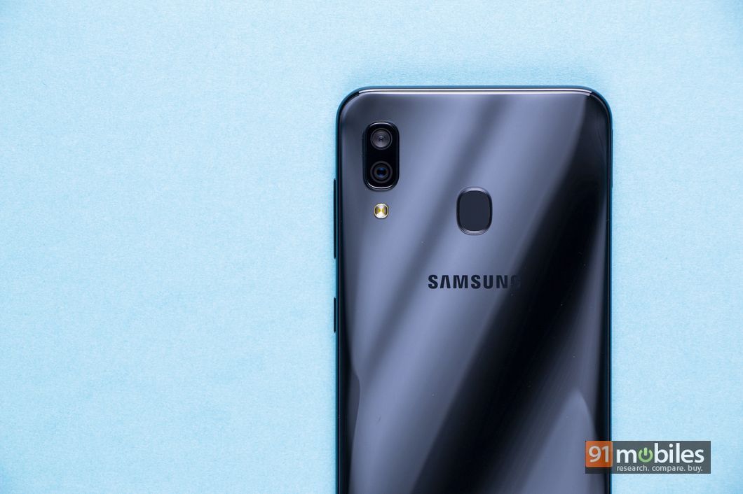 samsung_galaxy_a30_design2