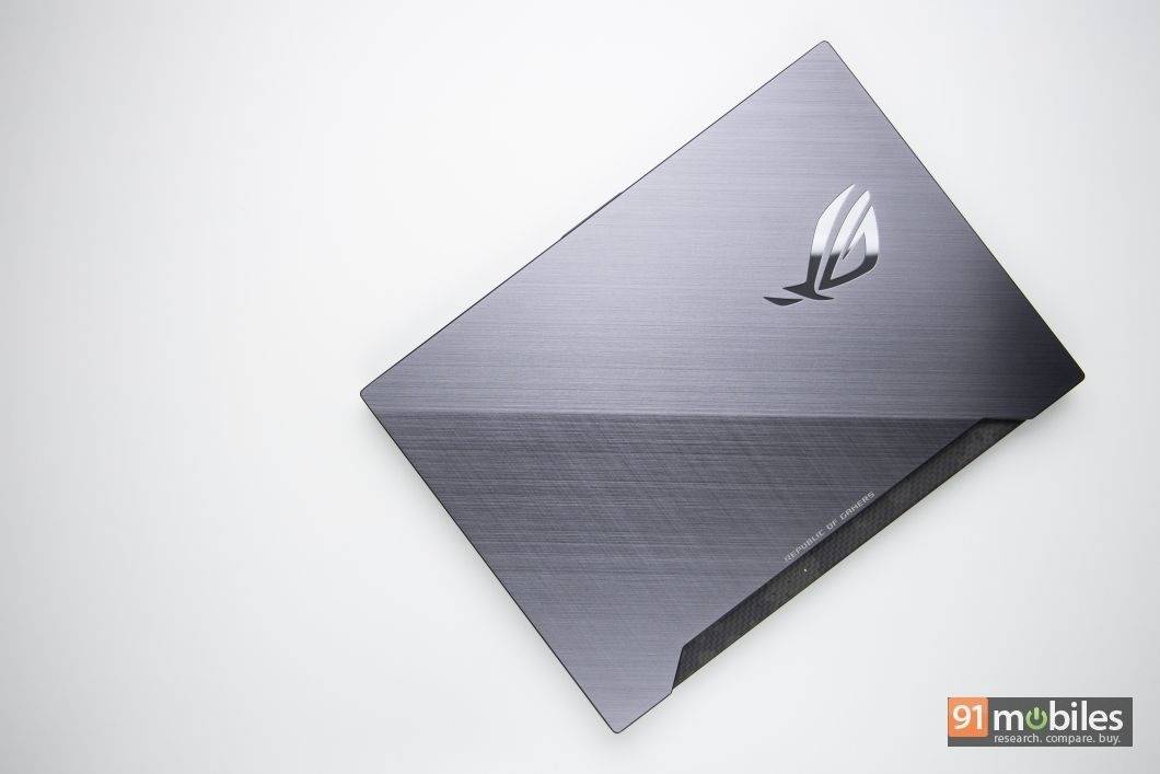 ASUS ROG Strix SCAR II GL504GV review - 91mobiles 04