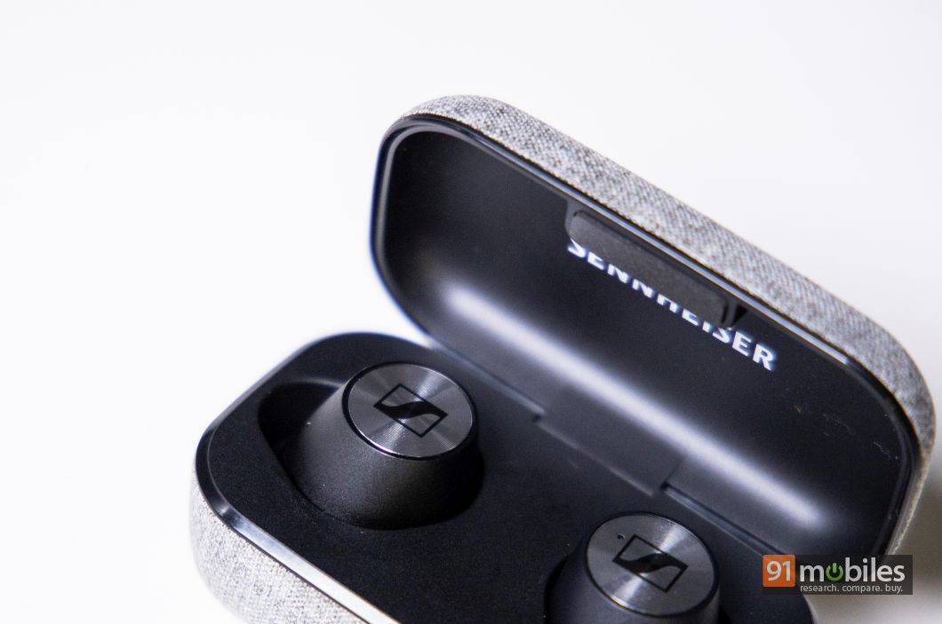 Sennheiser Momentum True Wireless review edited002