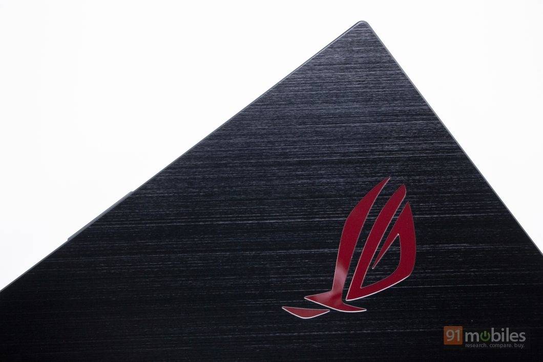 ASUS ROG Zephyrus S GX701GX review - 91mobiles 04
