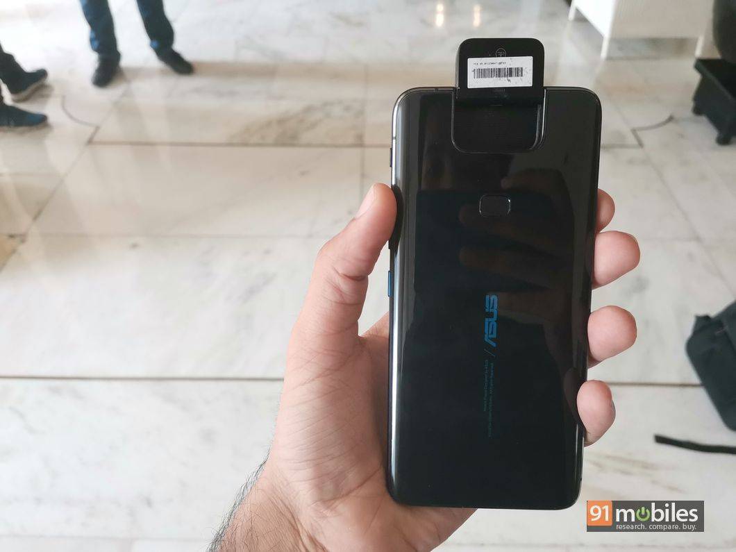 zenfone_6_hands_on3