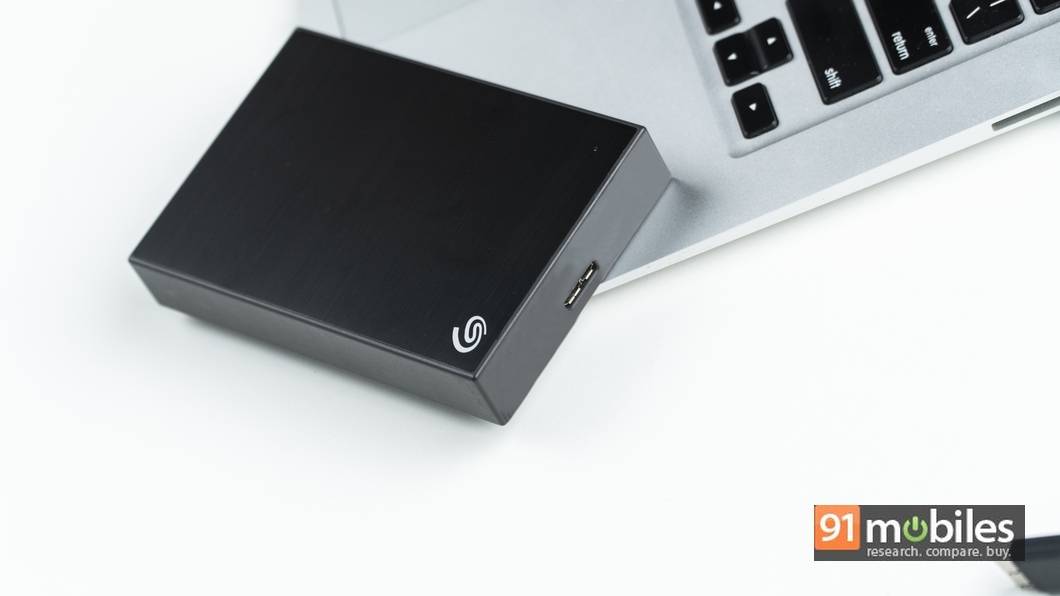 seagate-portable-backup-plus-91mobiles-review 03
