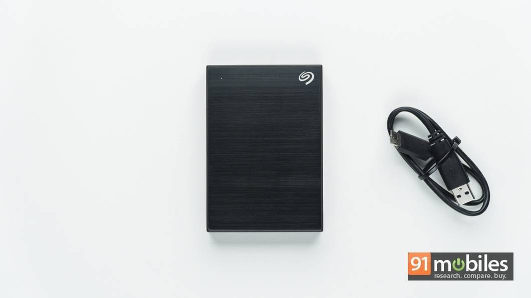 seagate-portable-backup-plus-91mobiles-review 06