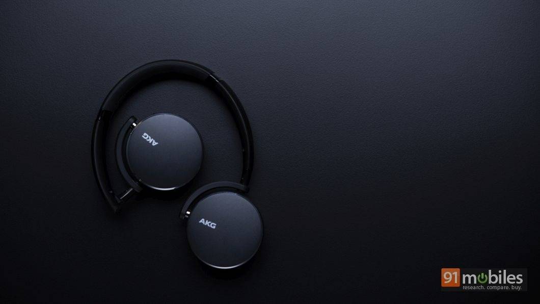 AKG Y500 review - 91mobiles 01