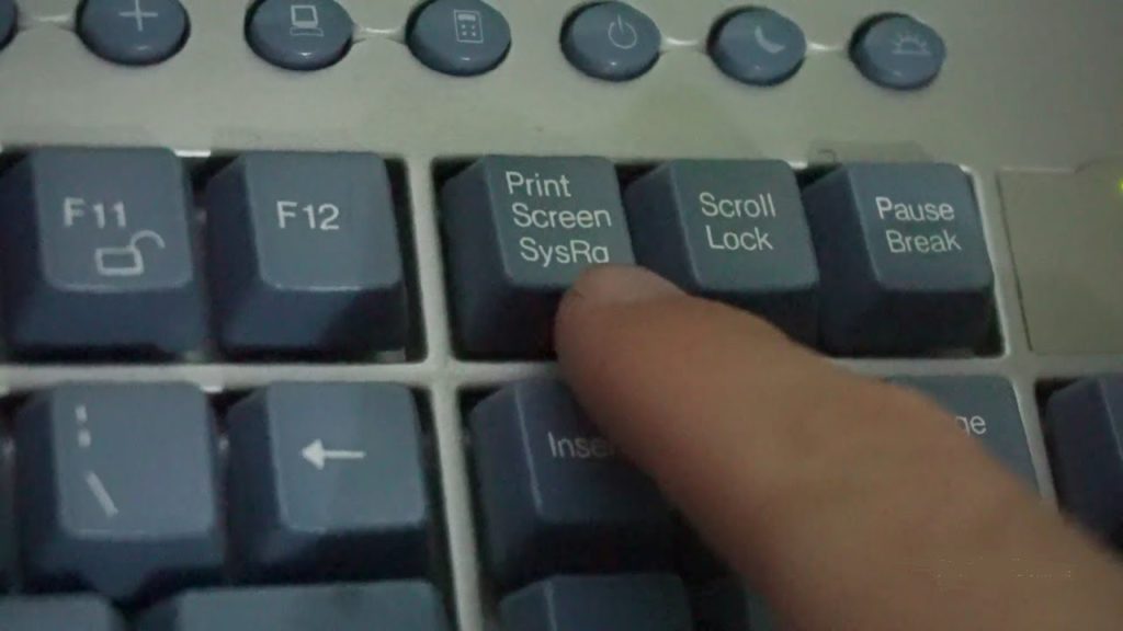 how to take screenshot in laptop