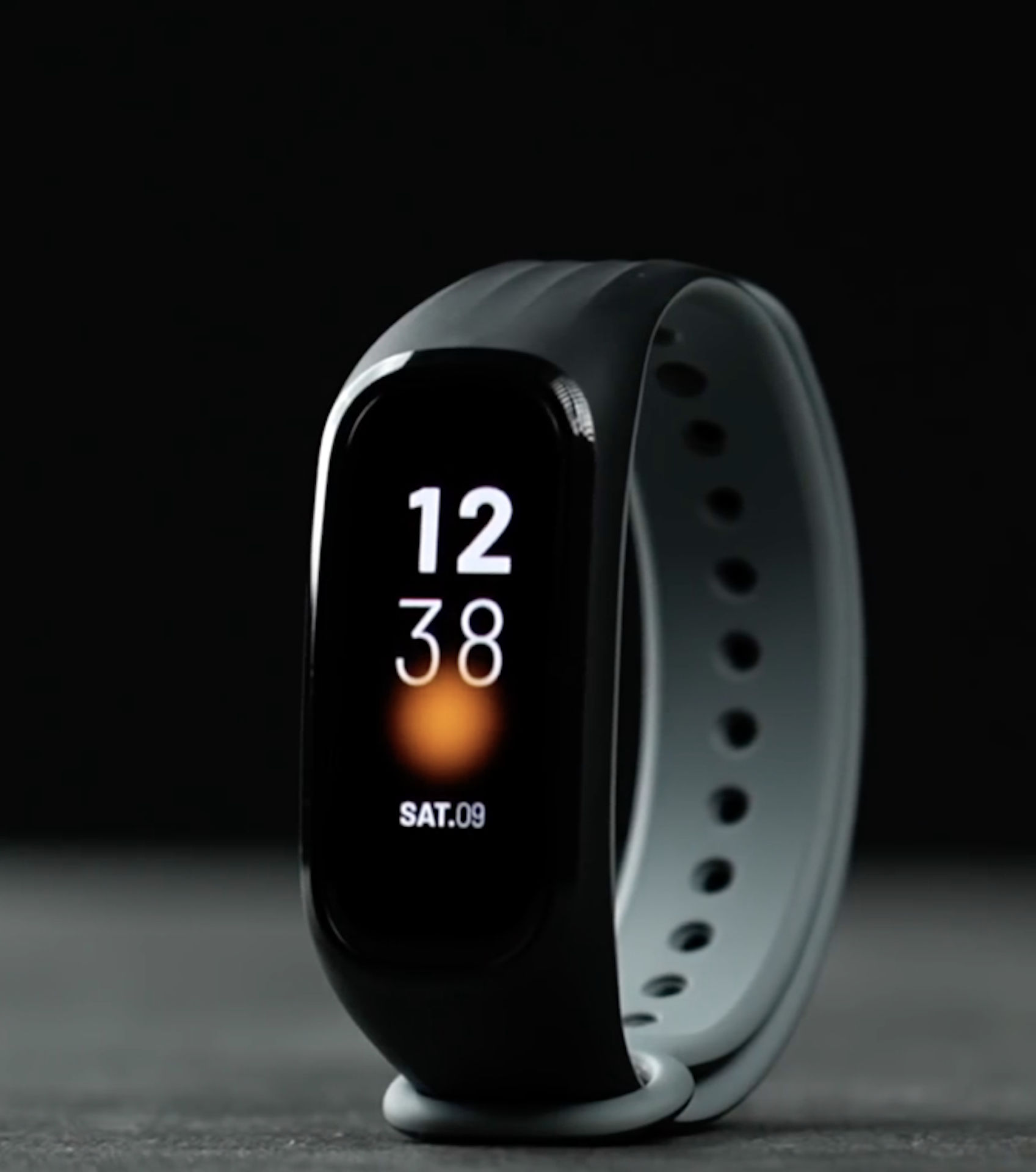 Best fitness band under 3000
